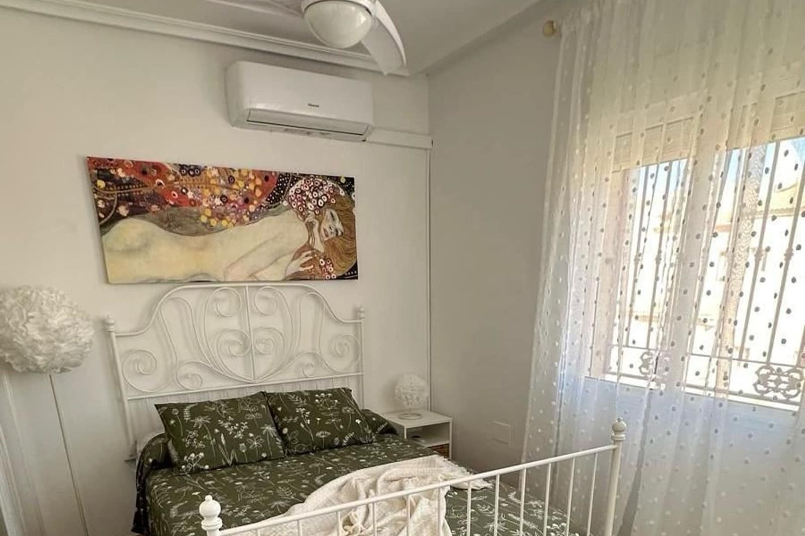 Casa de 3 habitaciones en Playa Flamenca en venta con piscina - 285.000 € (Ref: 9918987)