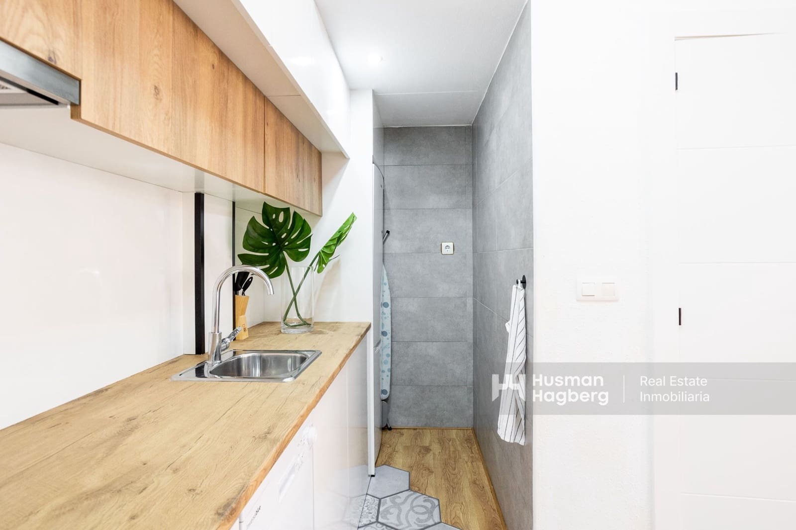 3 bedroom Townhouse for sale in Playa Flamenca with pool - € 285,000 (Ref: 9918987)