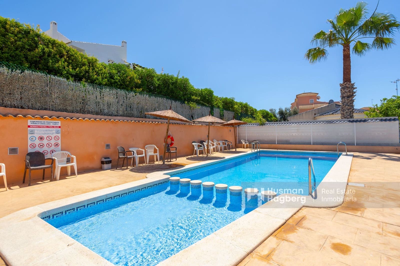 3 bedroom Townhouse for sale in Playa Flamenca with pool - € 285,000 (Ref: 9918987)