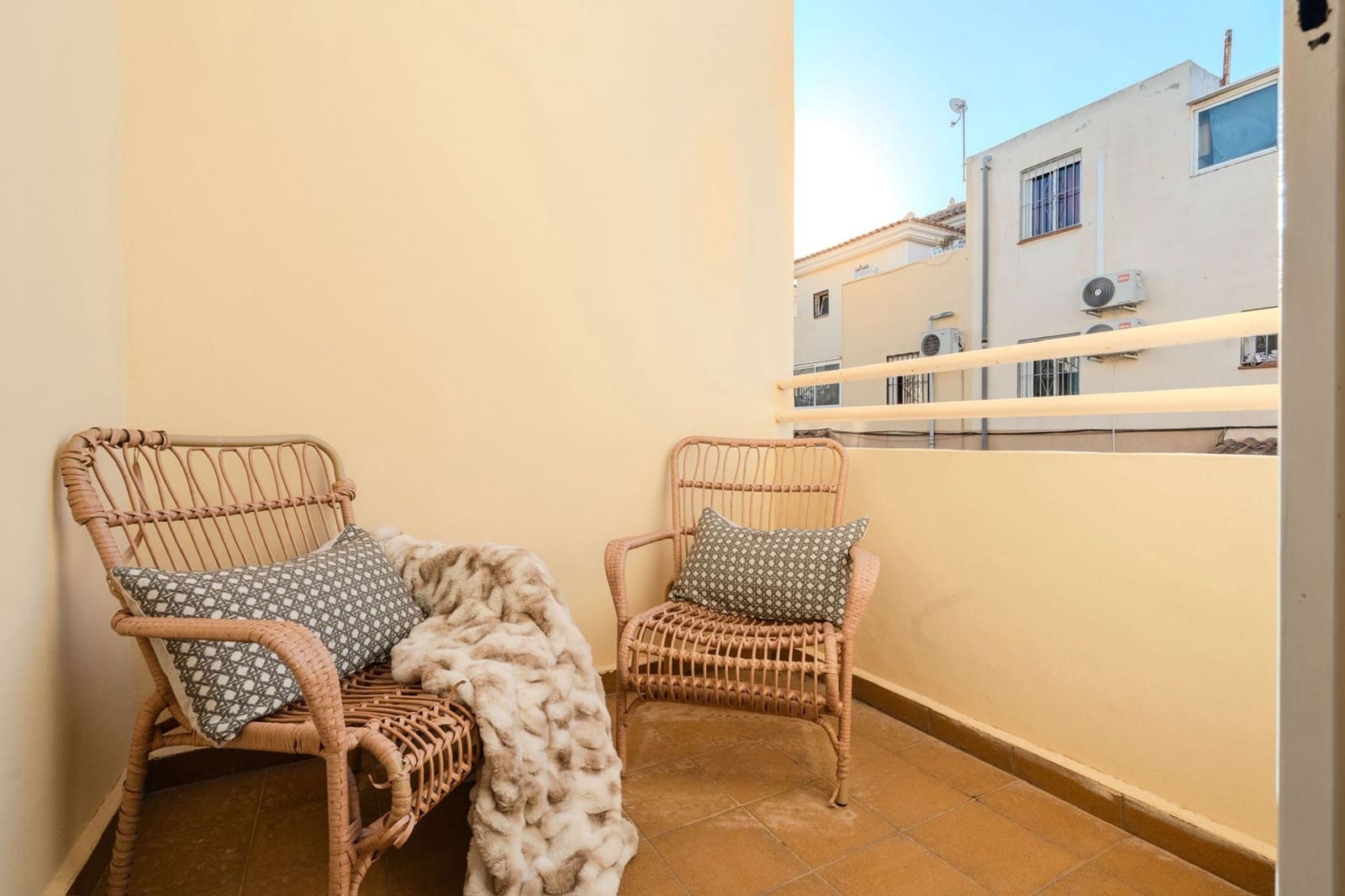 3 bedroom Townhouse for sale in Punta Prima with pool - € 280,000 (Ref: 9928051)