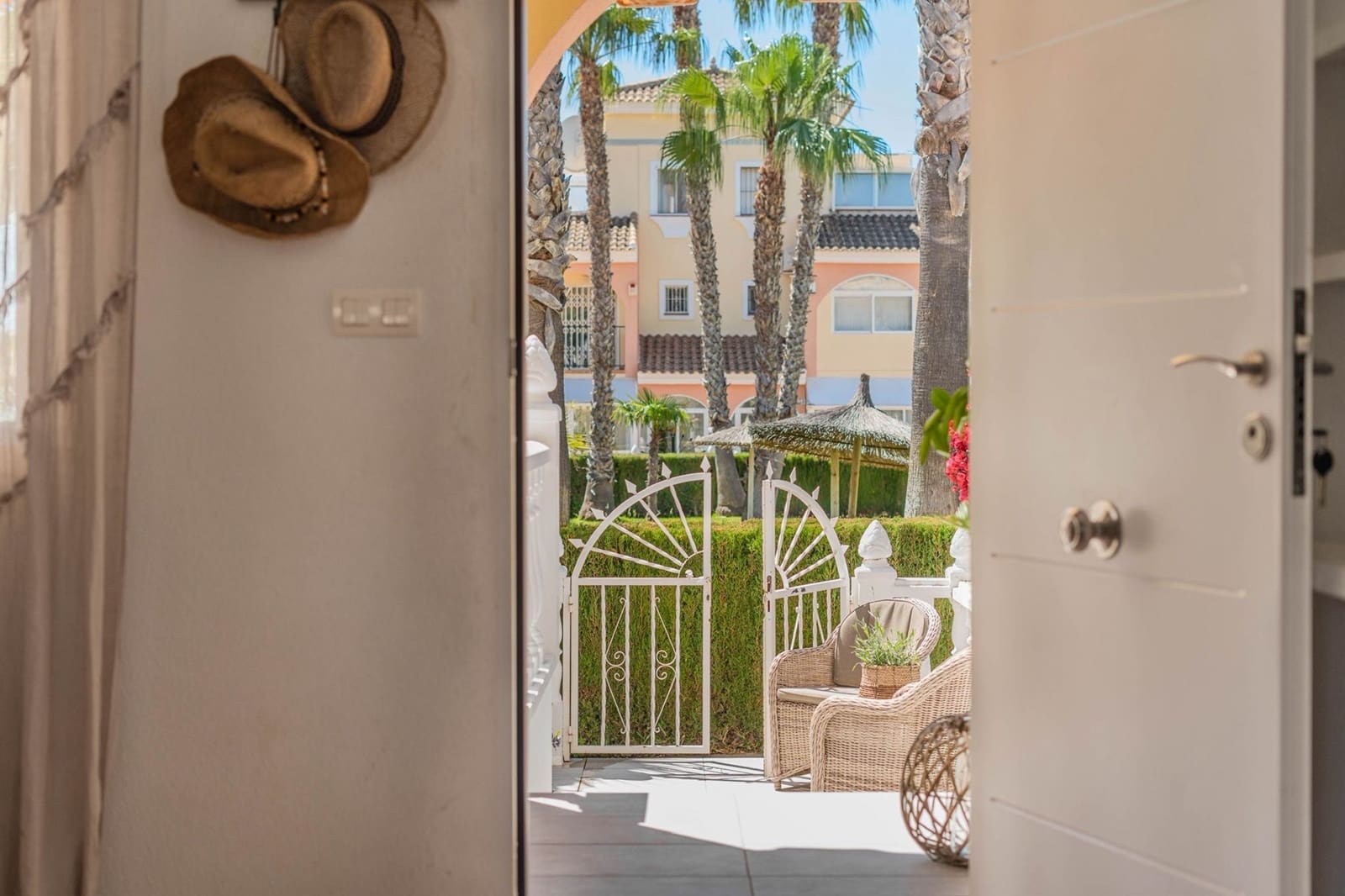 3 bedroom Townhouse for sale in Punta Prima with pool - € 280,000 (Ref: 9928051)