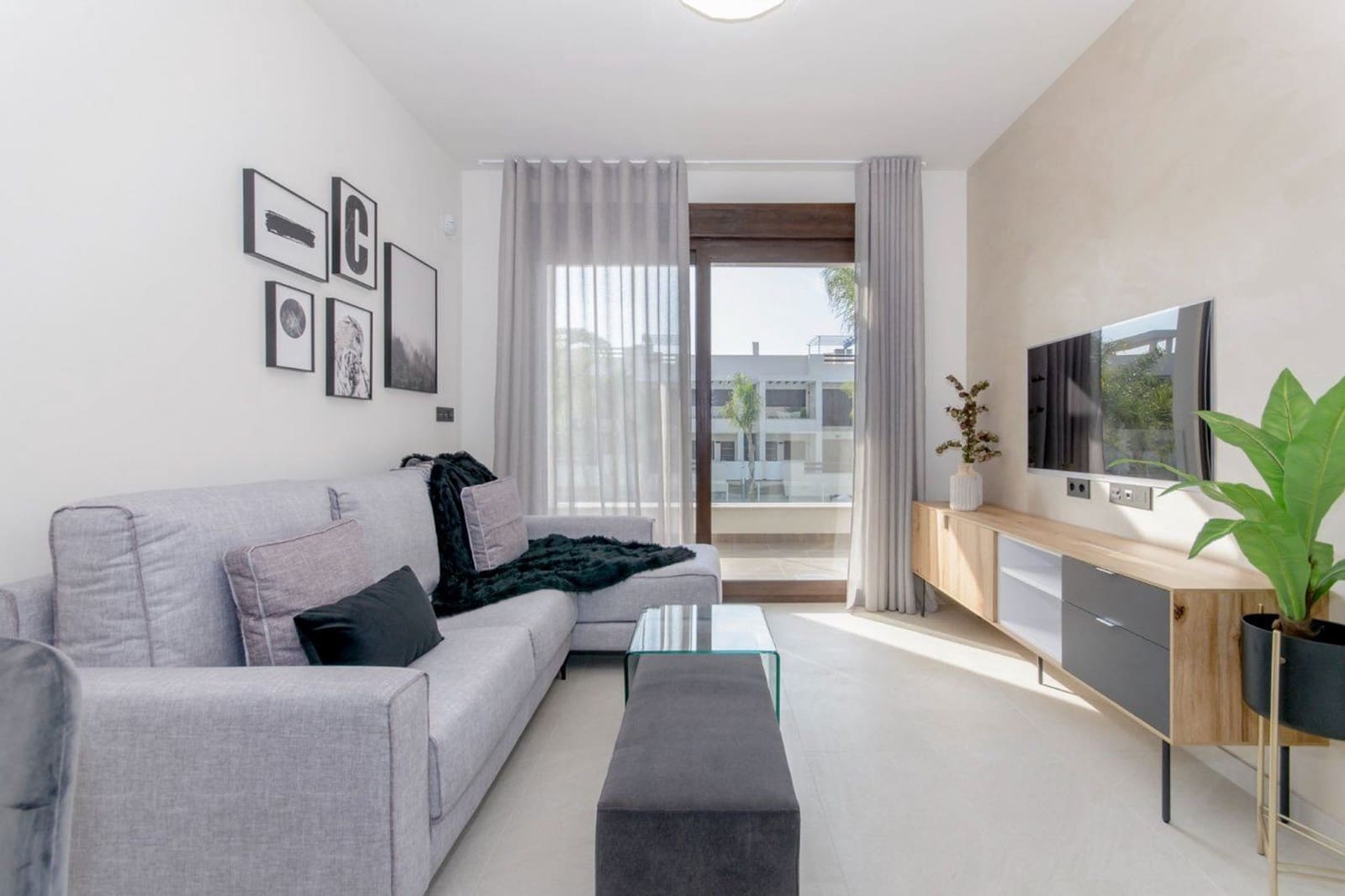 2 soverom Leilighet til salgs i Los Altos med svømmebasseng - € 320 000 (Ref: 9938689)