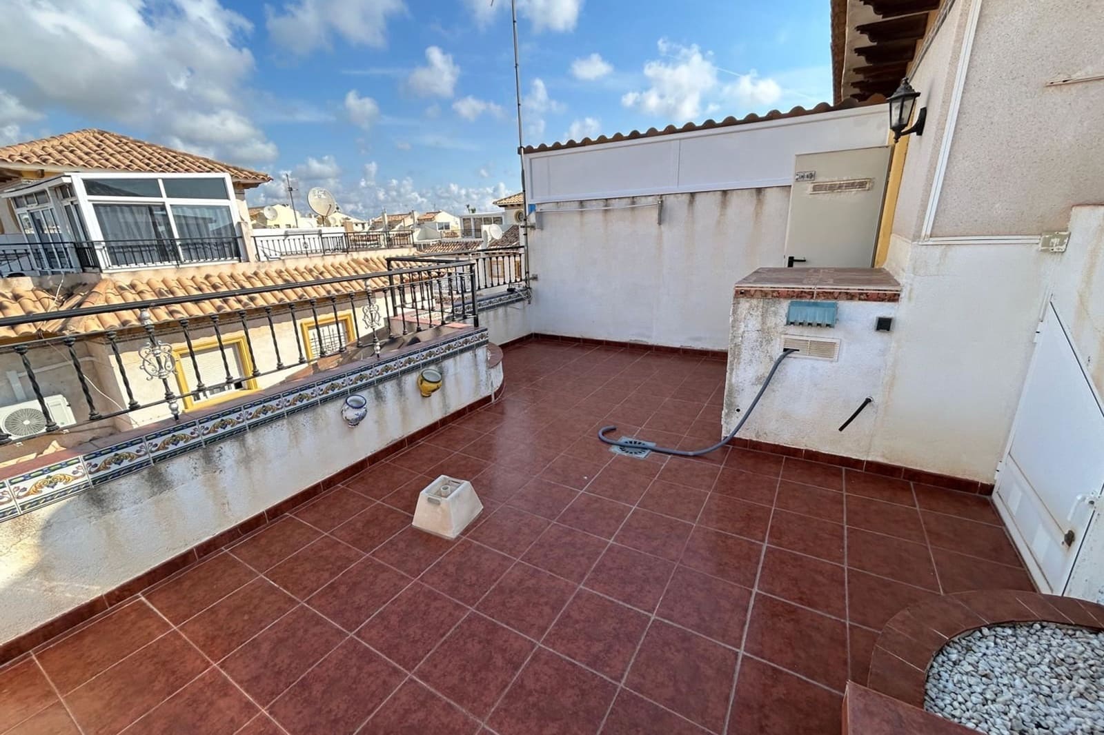 2 makuuhuone Huvila myytävänä paikassa Playa Flamenca mukana uima-altaan - 198 000 € (Ref: 9938988)