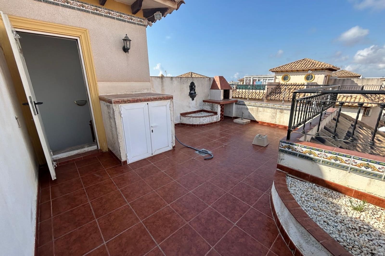 2 makuuhuone Huvila myytävänä paikassa Playa Flamenca mukana uima-altaan - 198 000 € (Ref: 9938988)