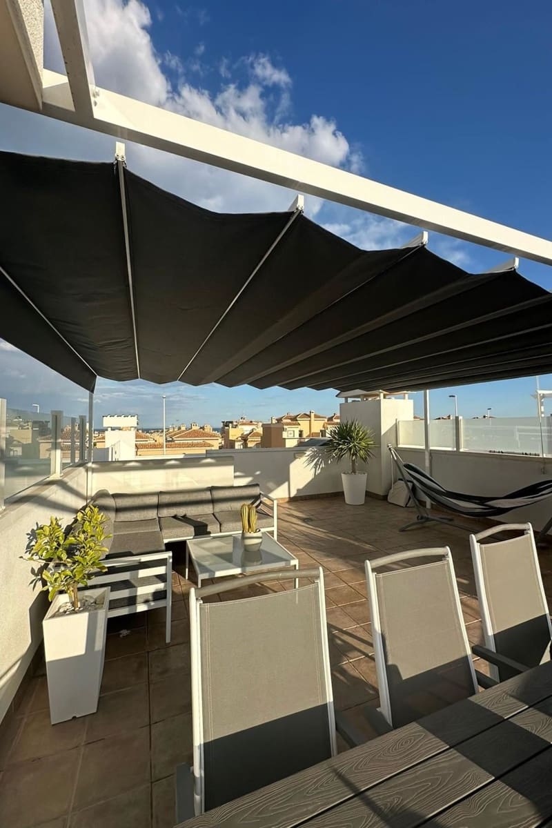 2 soveværelse Lejlighed til salg i La Zenia med swimmingpool - € 239.900 (Ref: 9941525)