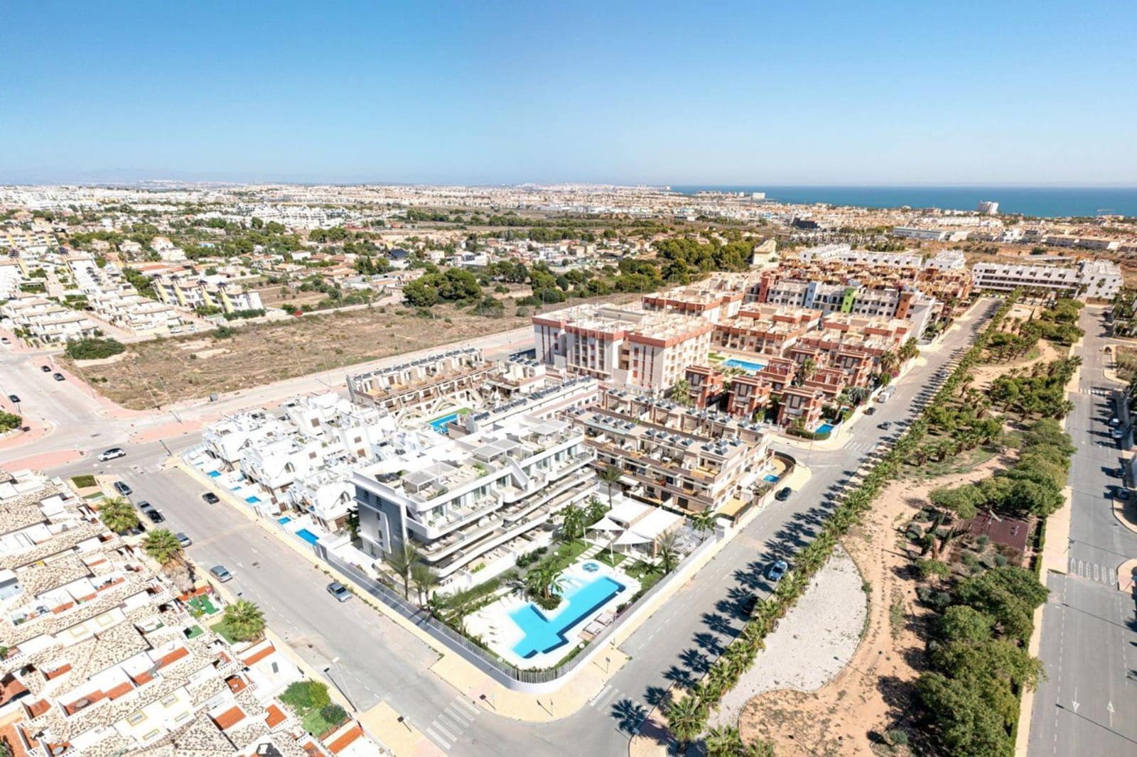 2 soveværelse Lejlighed til salg i Cabo Roig med swimmingpool - € 399.000 (Ref: 9944837)