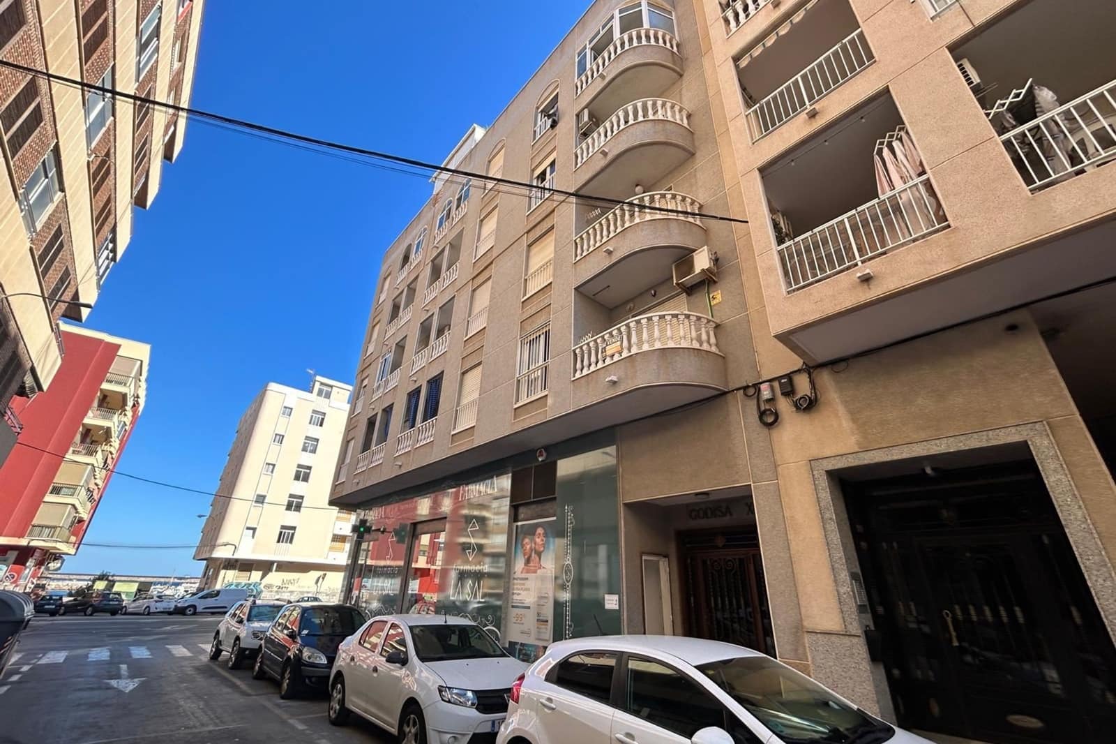 2 Zimmer Apartment zu verkaufen in Torrevieja - 170.000 € (Ref: 9948827)