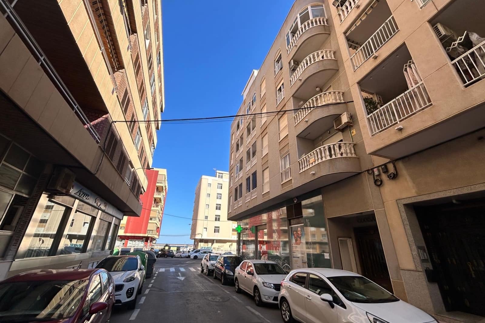 2 Zimmer Apartment zu verkaufen in Torrevieja - 170.000 € (Ref: 9948827)