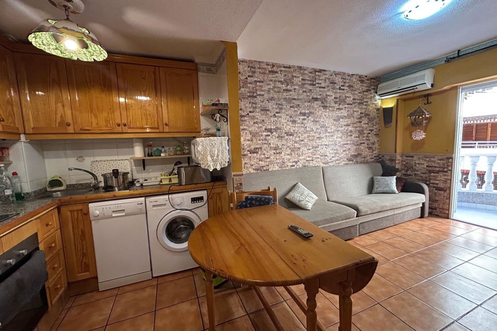 2 Zimmer Apartment zu verkaufen in Torrevieja - 170.000 € (Ref: 9948827)