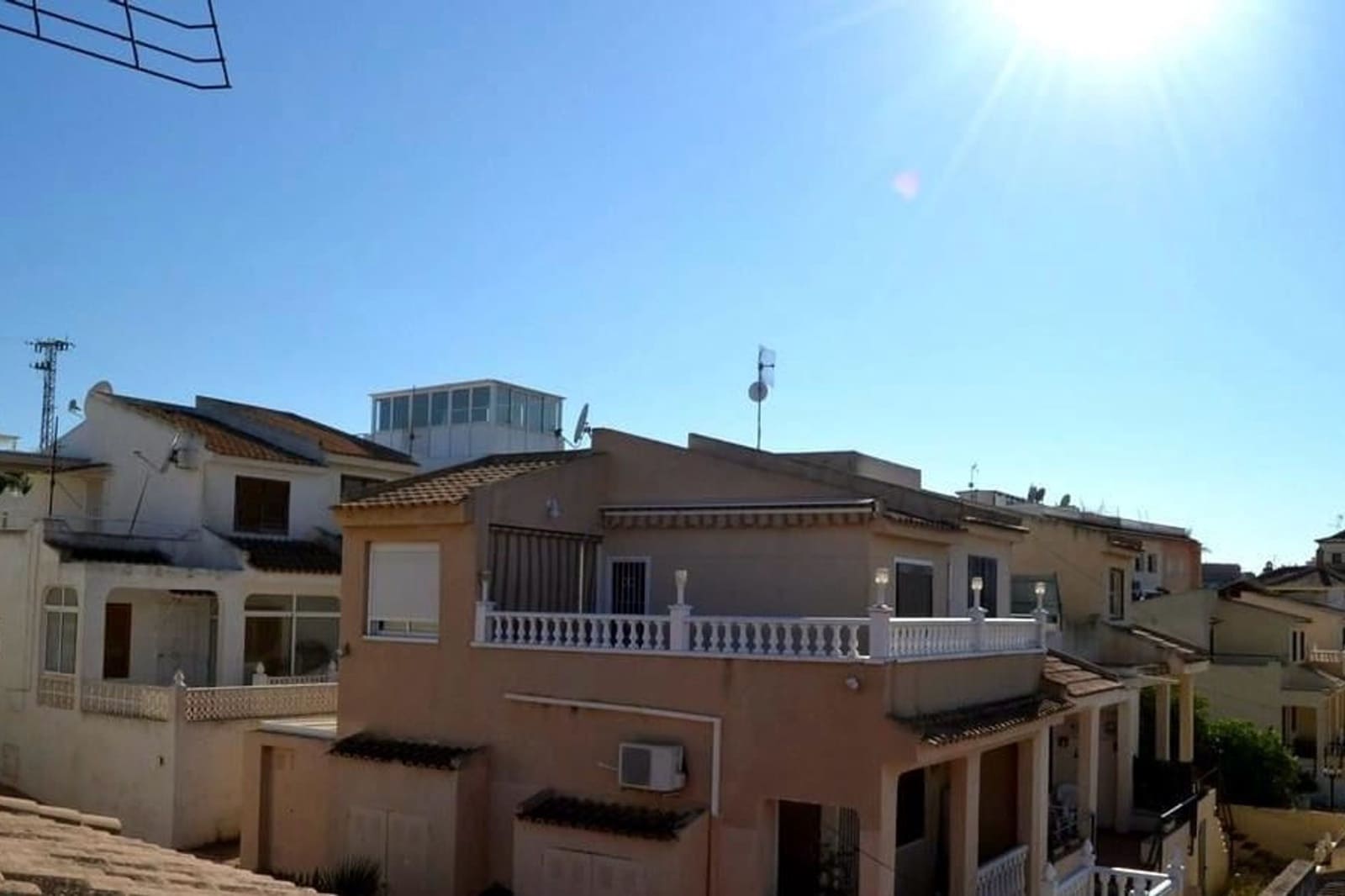 4 soveværelse Villa til salg i San Miguel de Salinas med swimmingpool - € 600.000 (Ref: 9950490)