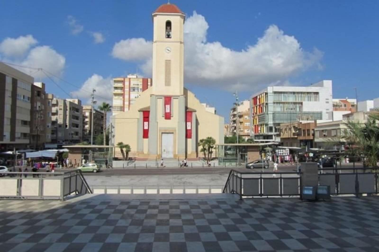 2 slaapkamer Appartement te koop in Guardamar del Segura met zwembad - € 332.500 (Ref: 9956503)