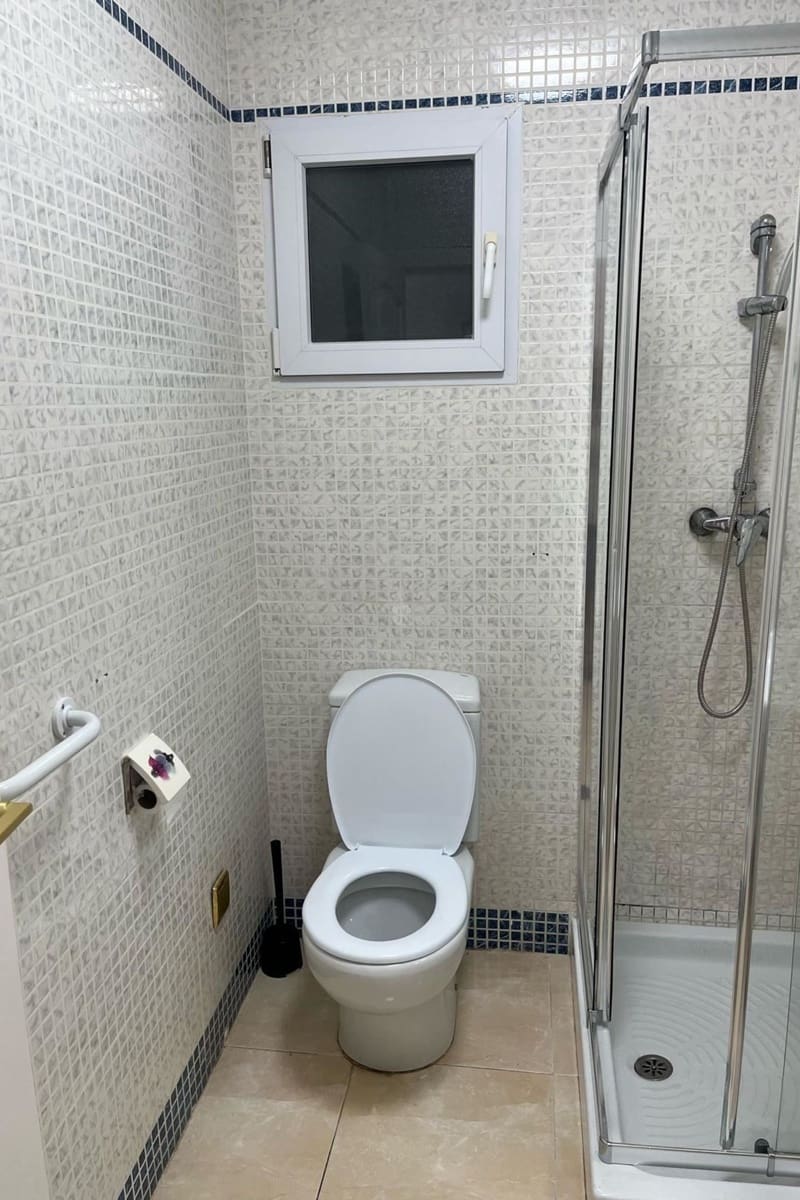 2 slaapkamer Appartement te koop in Torrevieja - € 199.000 (Ref: 9970854)