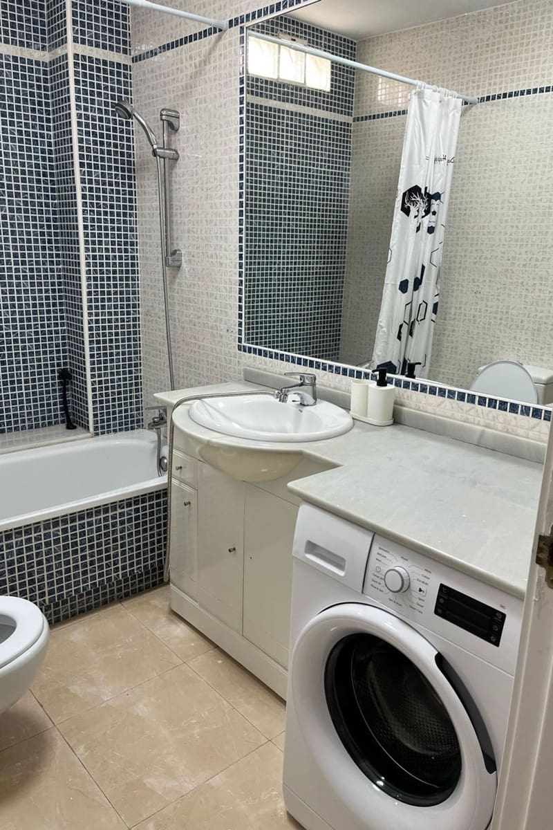 2 slaapkamer Appartement te koop in Torrevieja - € 199.000 (Ref: 9970854)