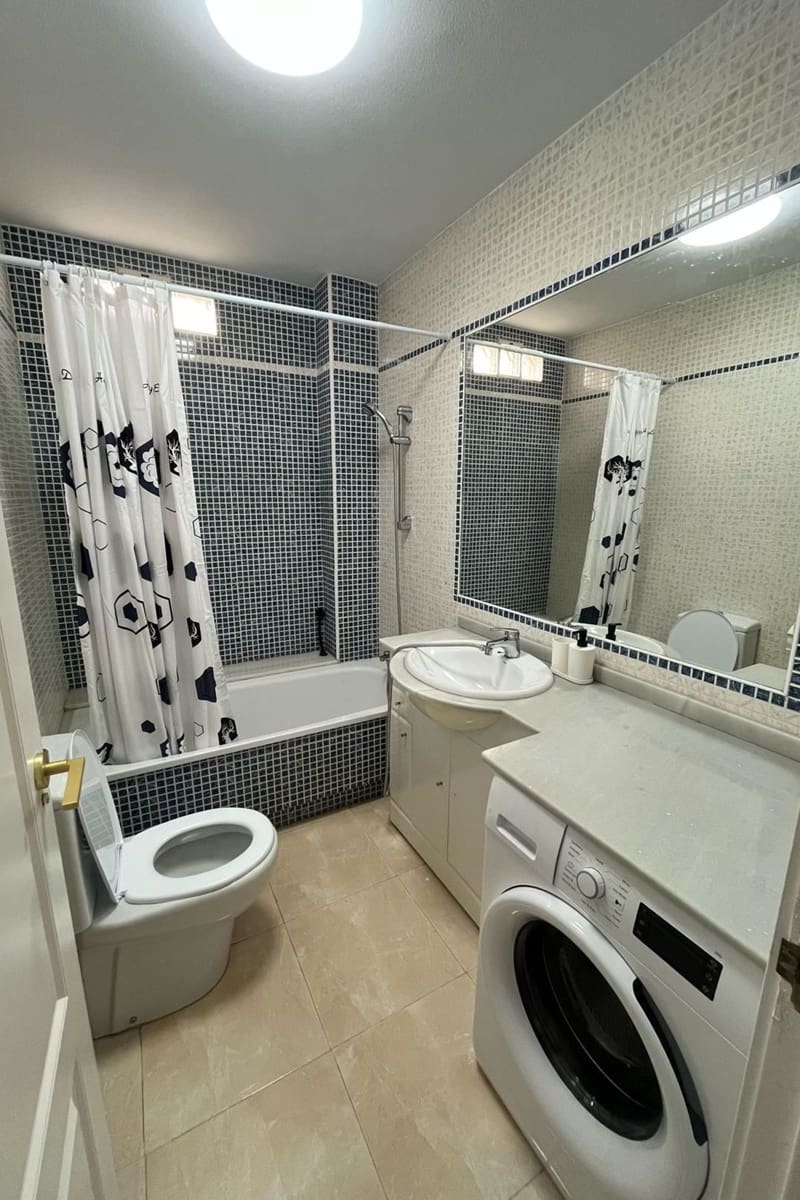 2 slaapkamer Appartement te koop in Torrevieja - € 199.000 (Ref: 9970854)