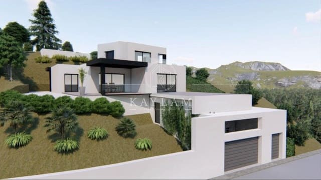 4 camera da letto Villa in vendita in Roca Grossa, Lloret de Mar con piscina garage - 380.000 € (Rif: 10017551)