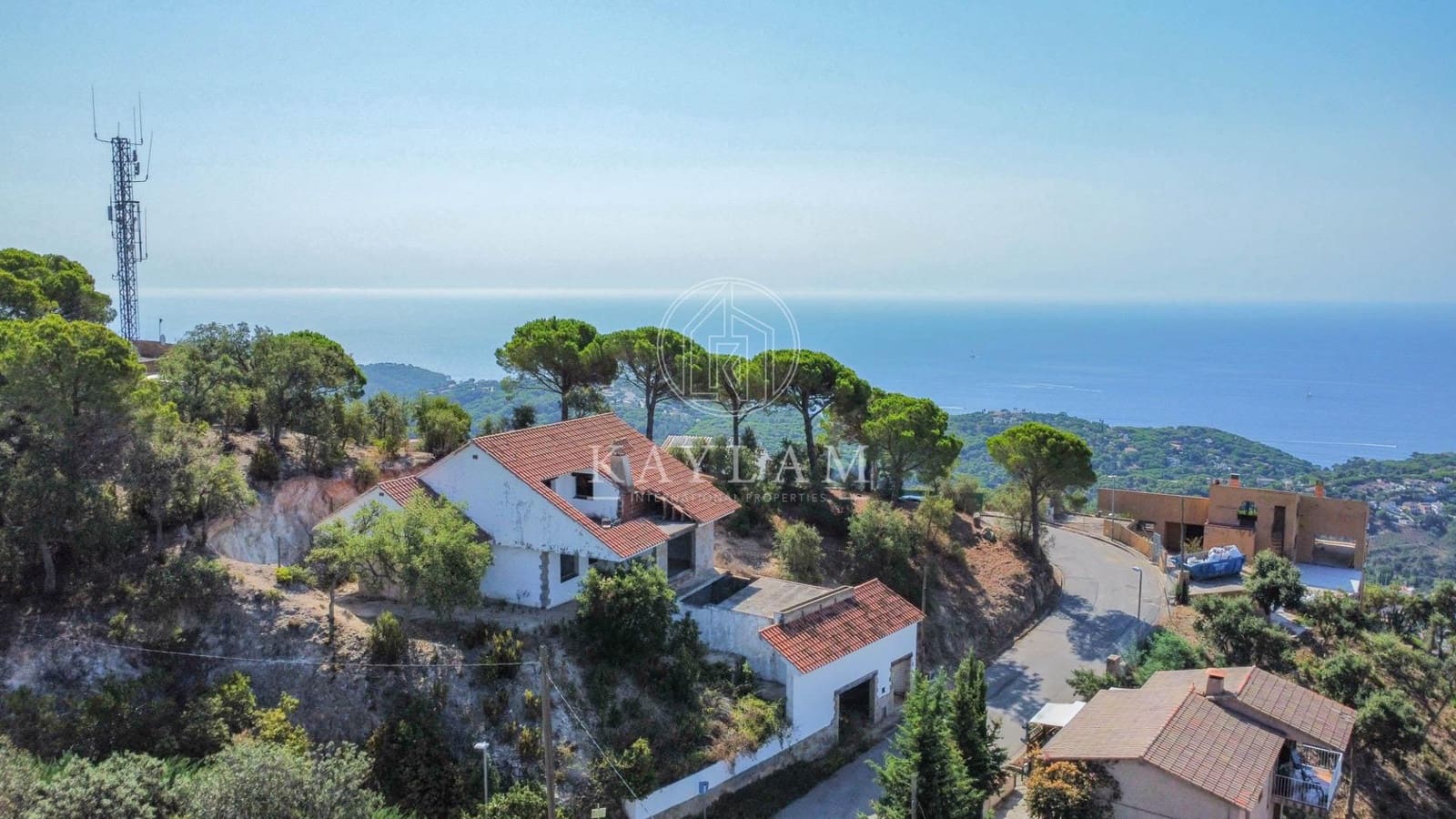 4 camera da letto Villa in vendita in Lloret de Mar con piscina garage - 380.000 € (Rif: 10017551)