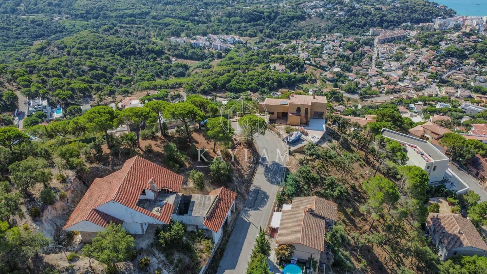 4 camera da letto Villa in vendita in Lloret de Mar con piscina garage - 380.000 € (Rif: 10017551)
