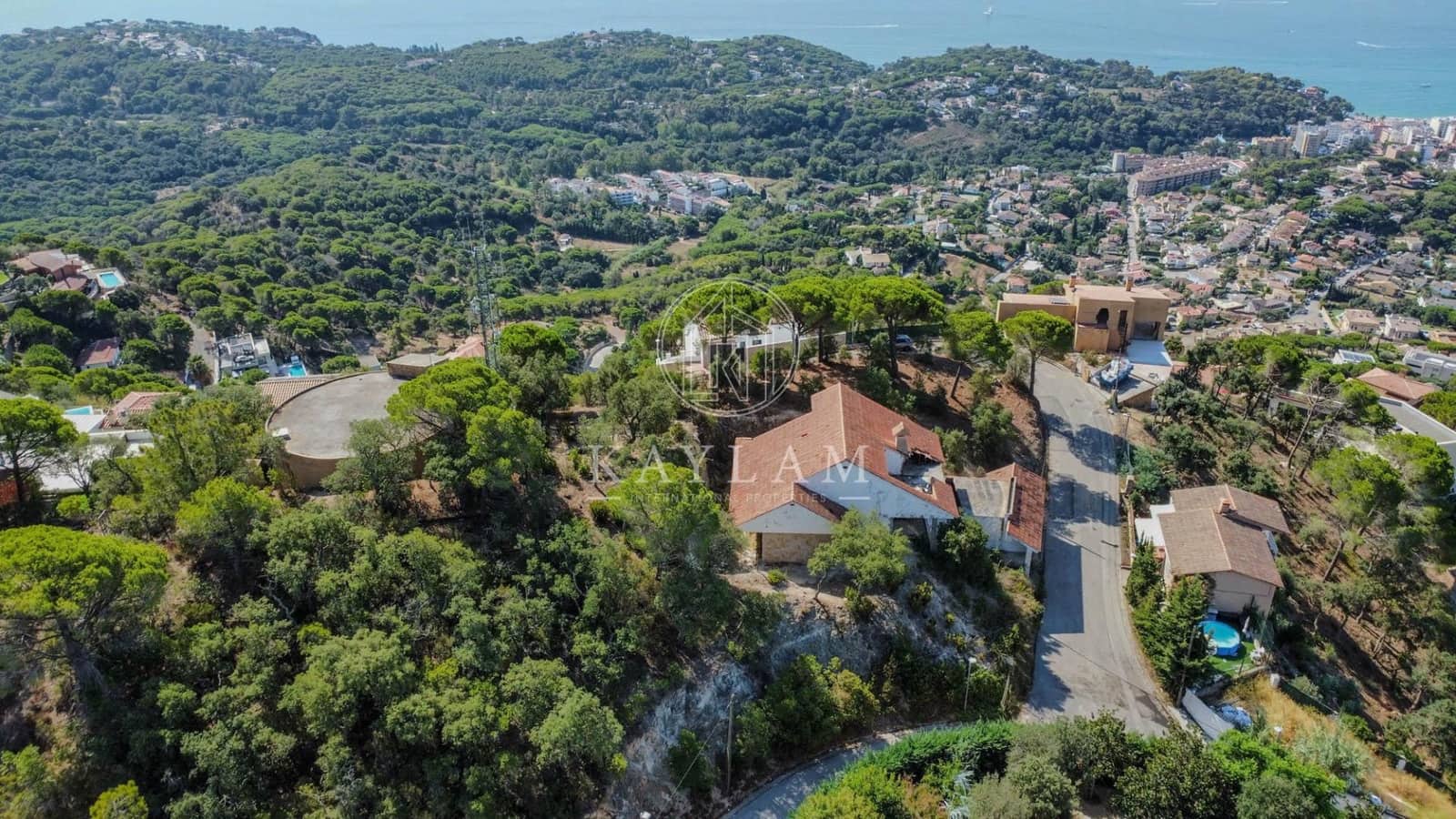 4 camera da letto Villa in vendita in Lloret de Mar con piscina garage - 380.000 € (Rif: 10017551)