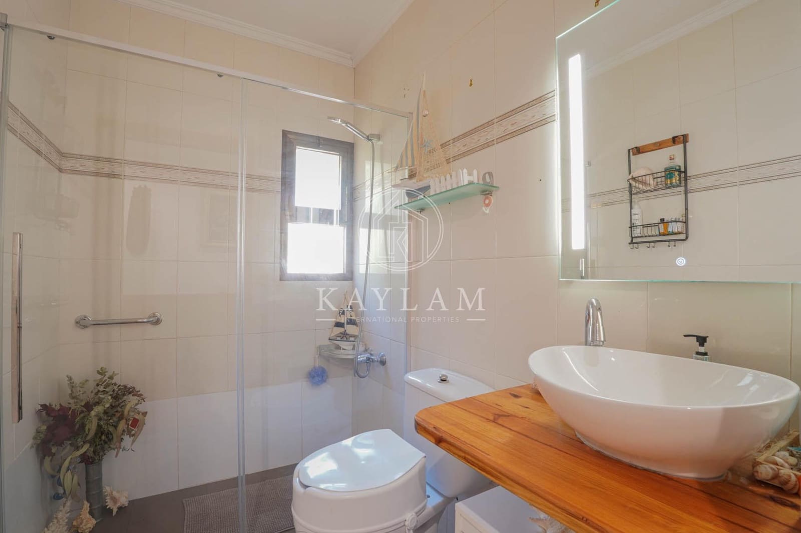 13 Zimmer Villa zu verkaufen in Lloret de Mar mit Pool Garage - 1.850.000 € (Ref: 10020963)