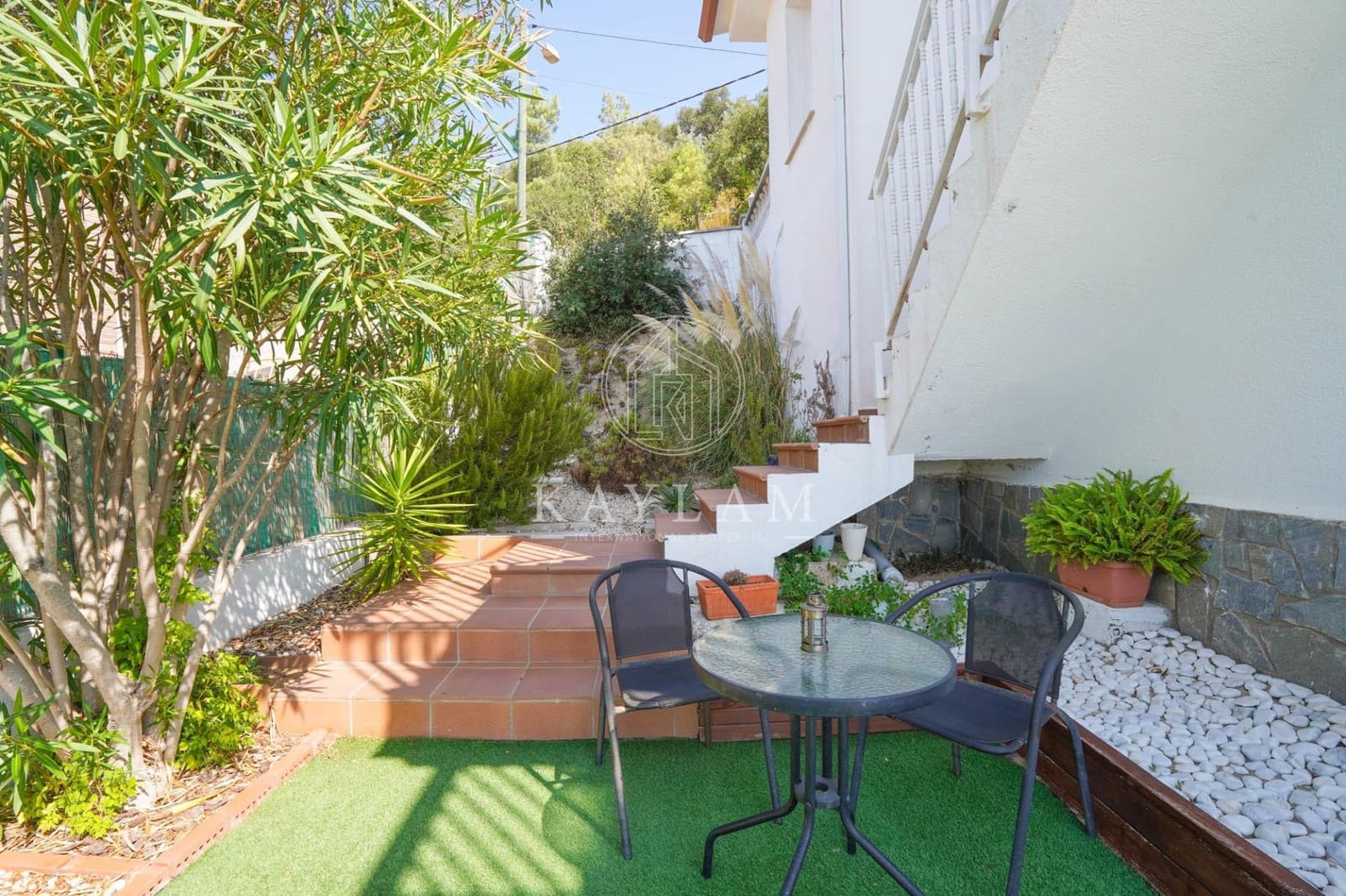 3 makuuhuone Huvila myytävänä paikassa Lloret de Mar mukana uima-altaan 
autotalli - 325 000 € (Ref: 10025665)