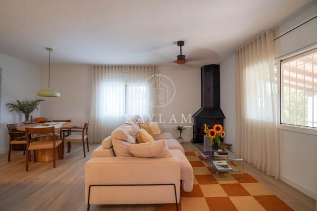 3 camera da letto Villa in vendita in Lloret de Mar con piscina garage - 399.000 € (Rif: 10028908)