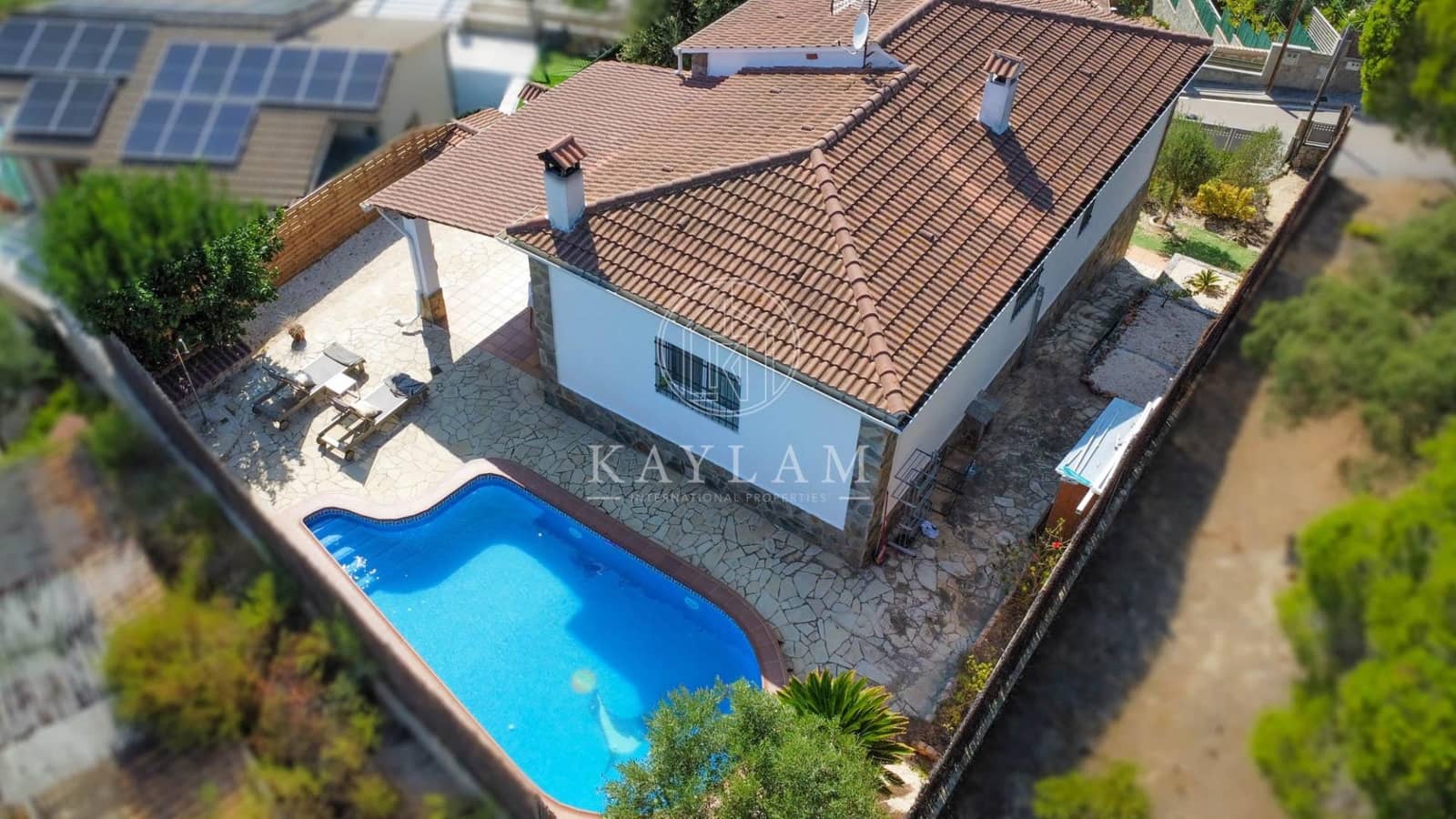 3 camera da letto Villa in vendita in Lloret de Mar con piscina garage - 399.000 € (Rif: 10028908)