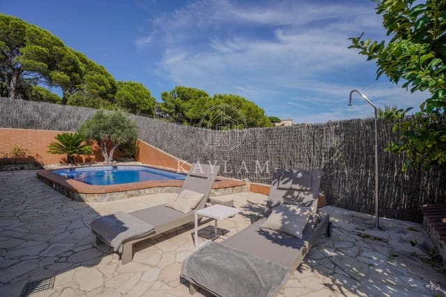 3 sovrum Villa till salu i Lloret de Mar med pool garage - 389 000 € (Ref: 10028908)
