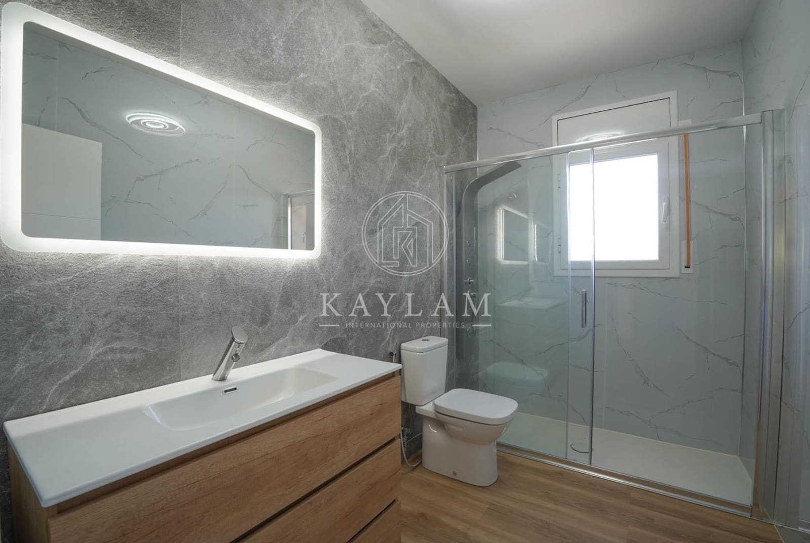 3 chambre Villa/Maison à vendre à Vidreres avec piscine garage - 359 000 € (Ref: 10032087)