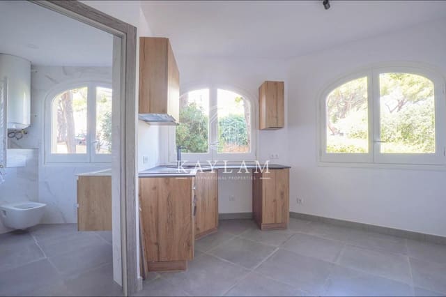 1 soveværelse Lejlighed til salg i Sant Feliu de Guíxols - € 225.000 (Ref: 10129546)