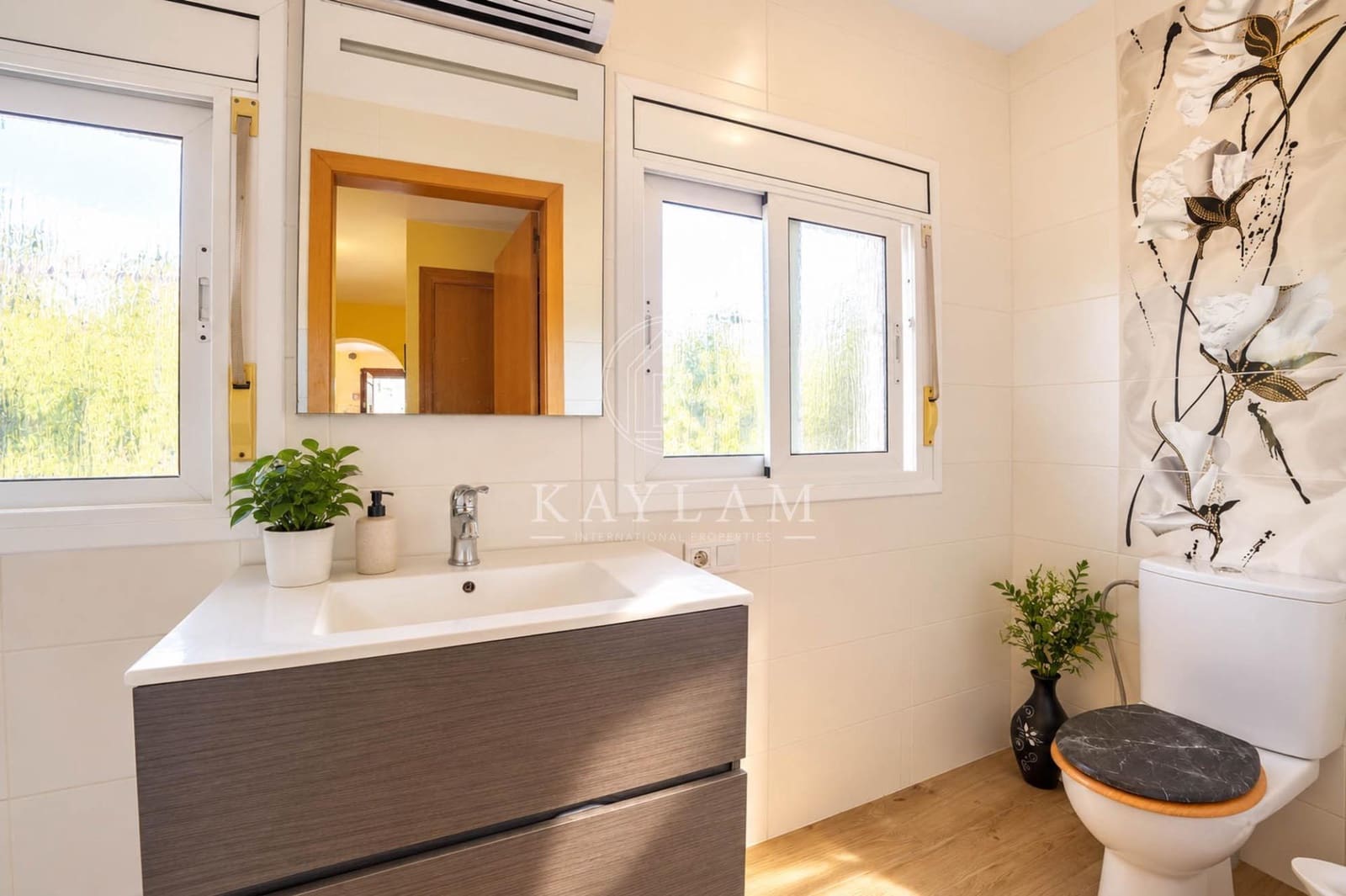 Chalet de 5 habitaciones en Lloret de Mar en venta con piscina garaje - 420.000 € (Ref: 10187133)