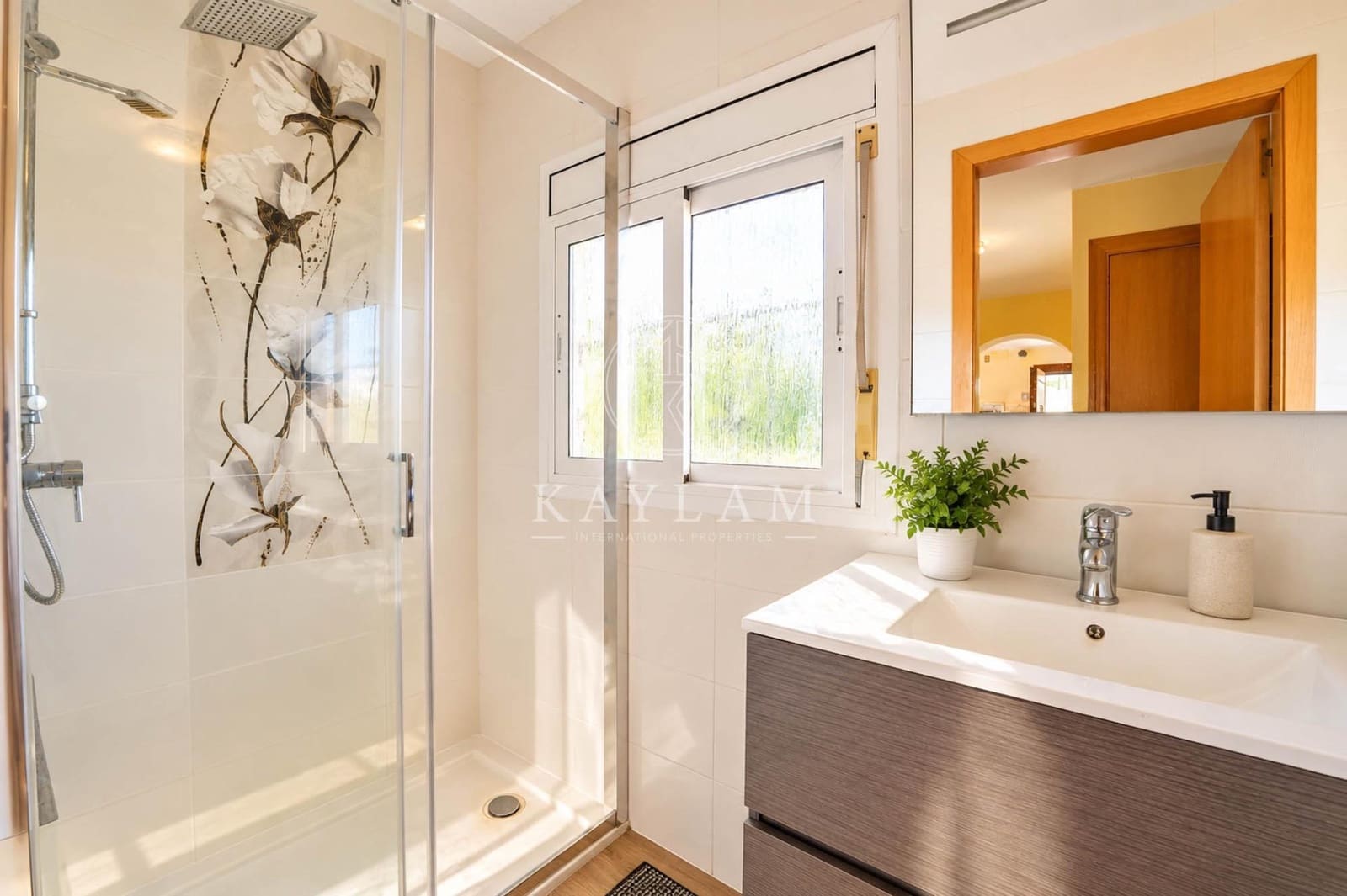 Chalet de 5 habitaciones en Lloret de Mar en venta con piscina garaje - 420.000 € (Ref: 10187133)