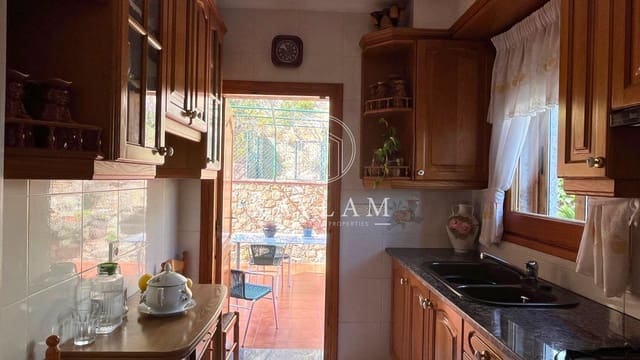 4 chambre Villa/Maison à vendre à Platja d'Aro, Castell-Platja d'Aro - 590 000 € (Ref: 7557601)