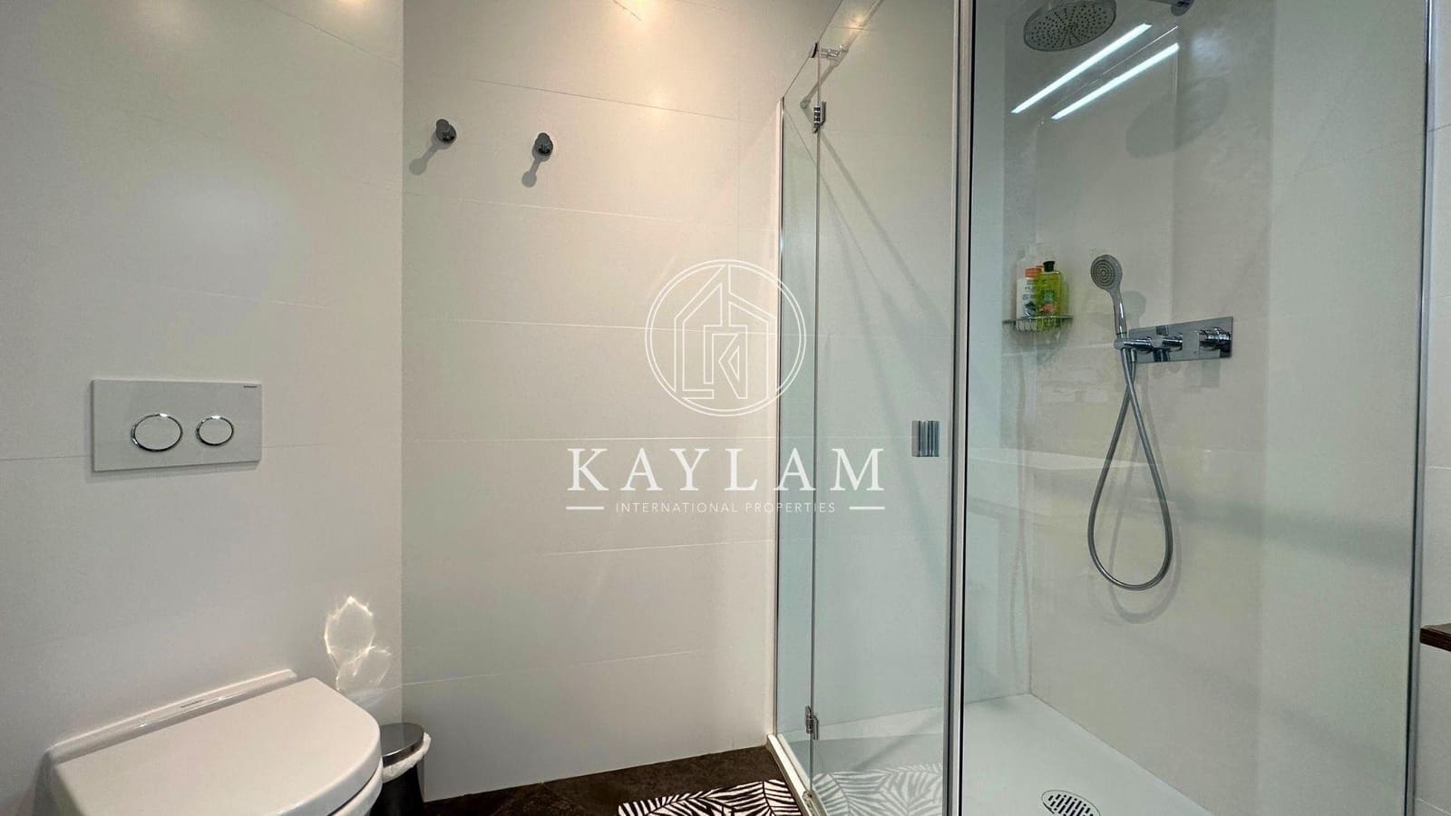 4 soveværelse Villa til salg i Lloret de Mar med swimmingpool - € 2.950.000 (Ref: 7557611)