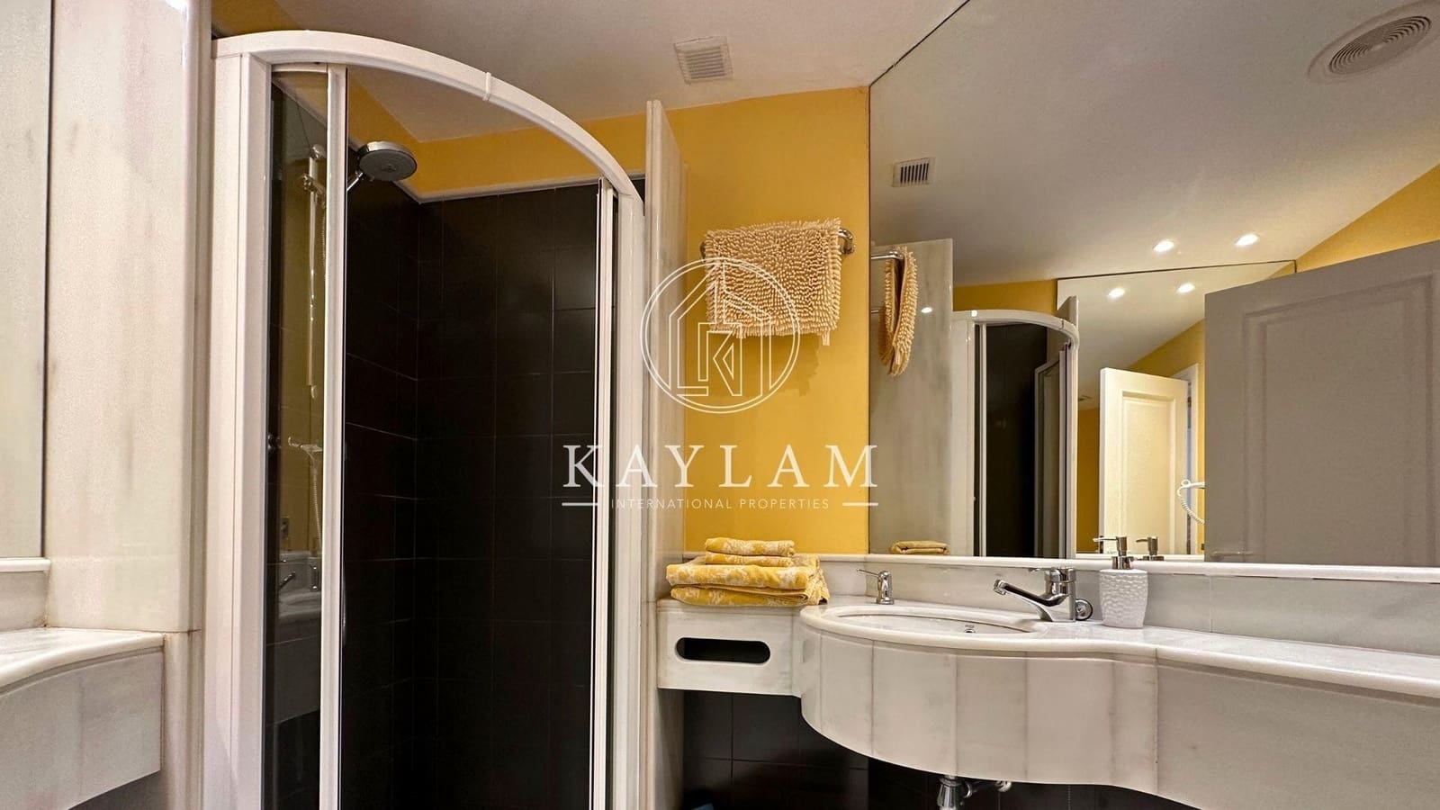 4 soveværelse Villa til salg i Lloret de Mar med swimmingpool - € 2.950.000 (Ref: 7557611)