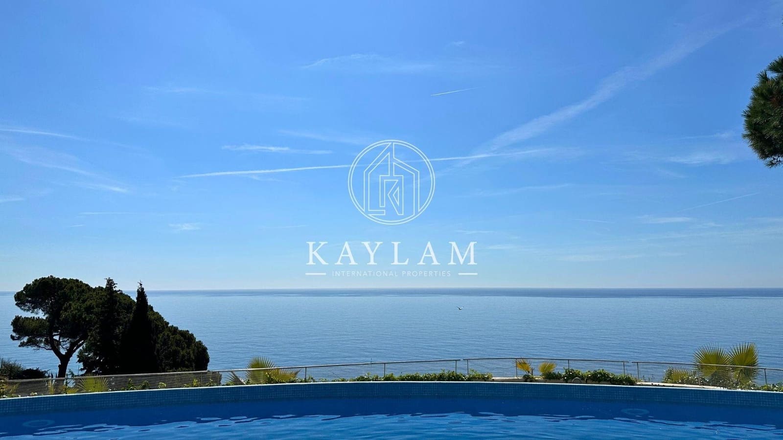 4 soveværelse Villa til salg i Lloret de Mar med swimmingpool - € 2.950.000 (Ref: 7557611)
