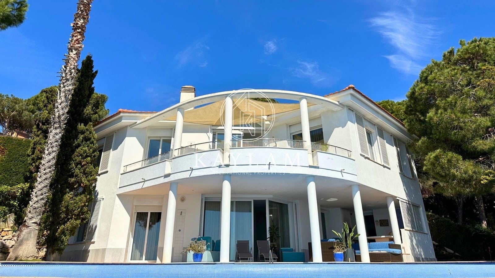 4 soveværelse Villa til salg i Lloret de Mar med swimmingpool - € 2.950.000 (Ref: 7557611)