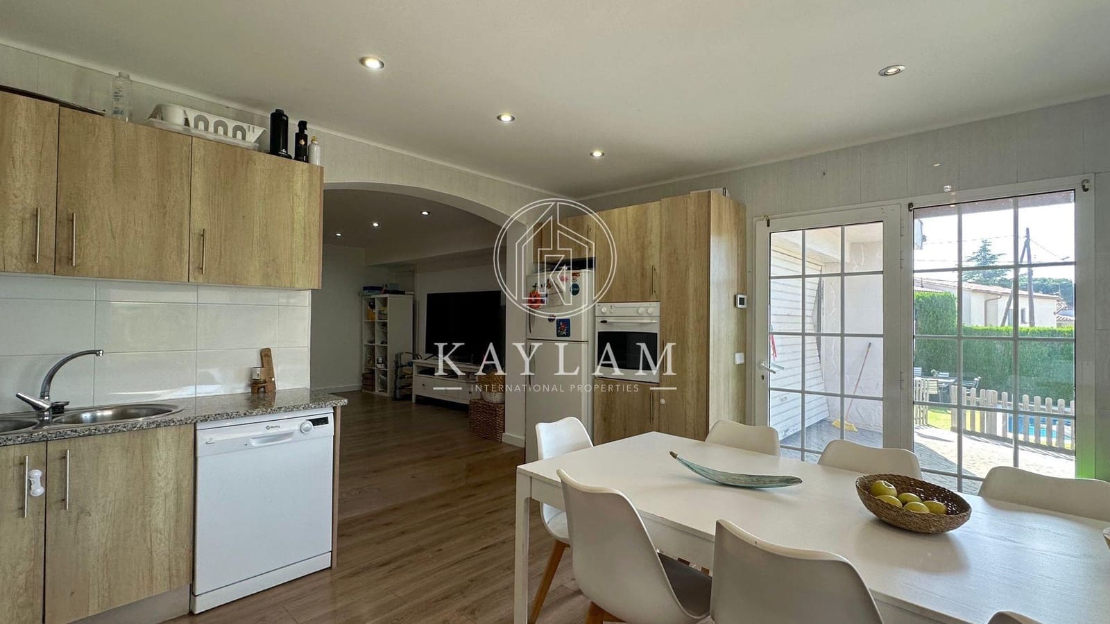 3 soveværelse Villa til salg i Santa Cristina d'Aro med swimmingpool - € 545.000 (Ref: 7574647)