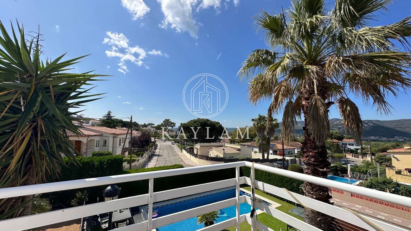 3 soveværelse Villa til salg i Santa Cristina d'Aro med swimmingpool - € 545.000 (Ref: 7574647)