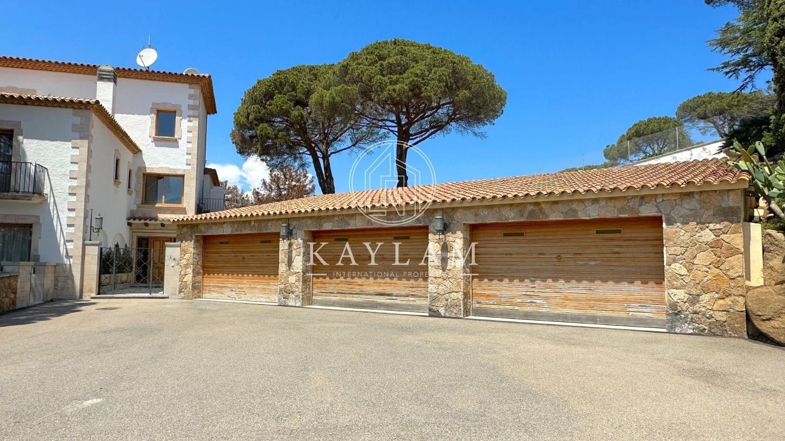 13 soverom Villa til salgs i Sant Feliu de Guixols med svømmebasseng - € 7 875 000 (Ref: 7588786)