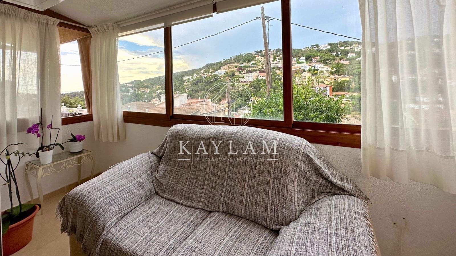 4 sovrum Villa till salu i Lloret de Mar - 380 000 € (Ref: 7625451)