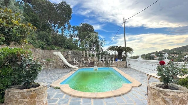 4 sovrum Villa till salu i Serra Brava, Lloret de Mar - 380 000 € (Ref: 7625451)