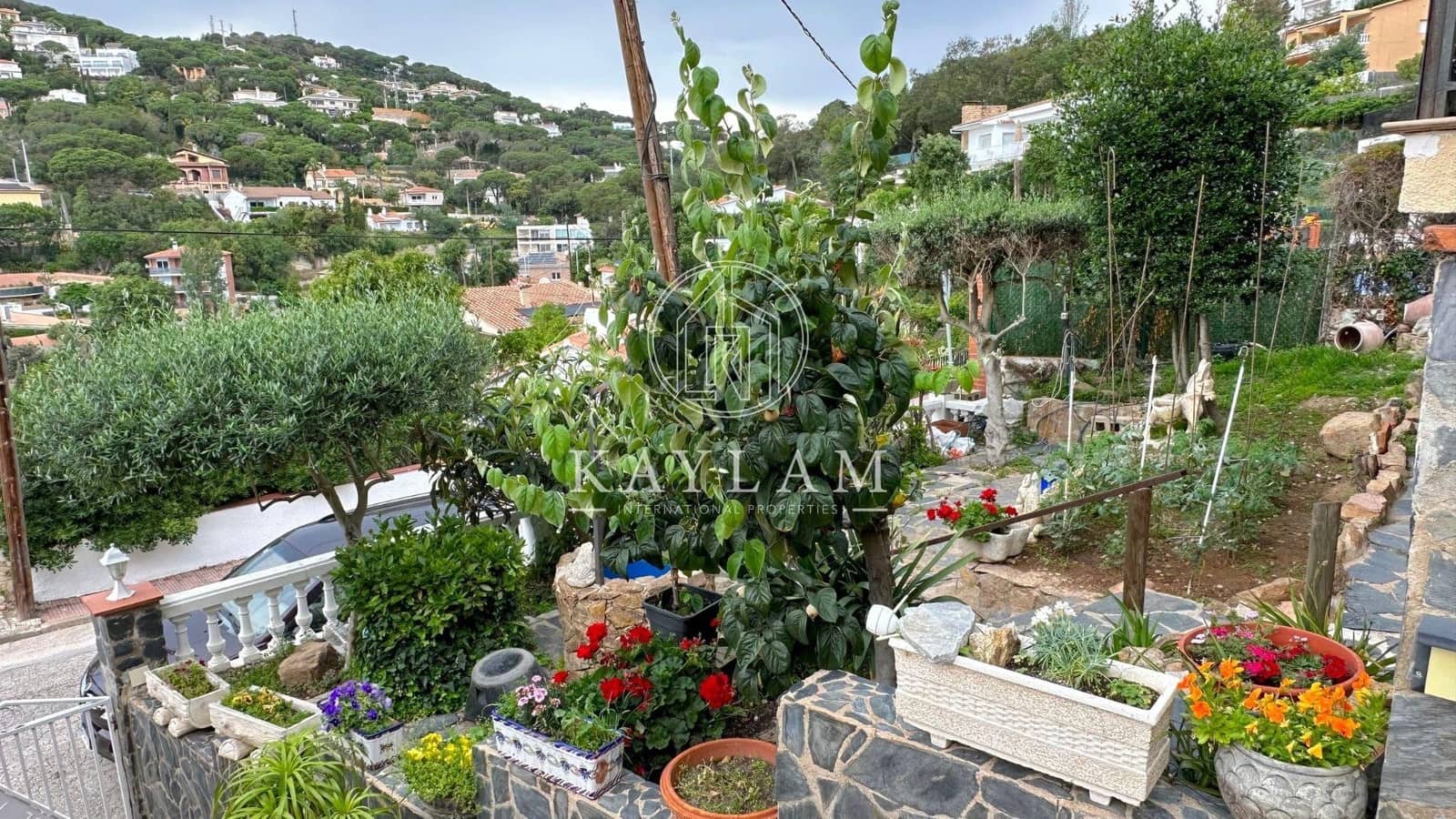 4 sovrum Villa till salu i Lloret de Mar - 380 000 € (Ref: 7625451)