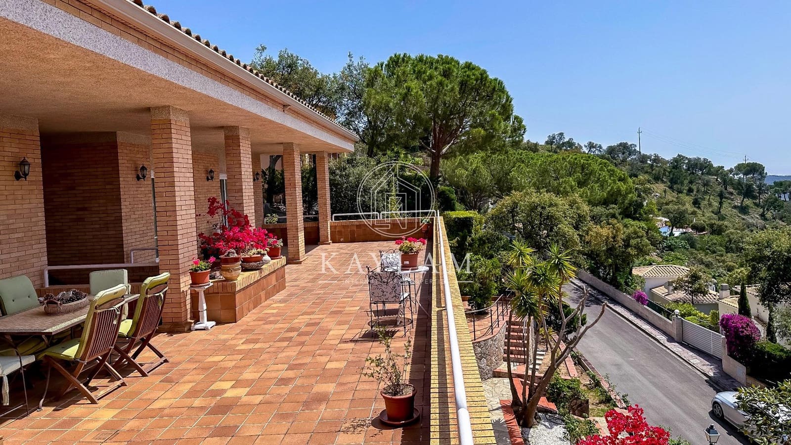 7 soverom Villa til salgs i Santa Cristina d'Aro med garasje - € 899 000 (Ref: 7641177)