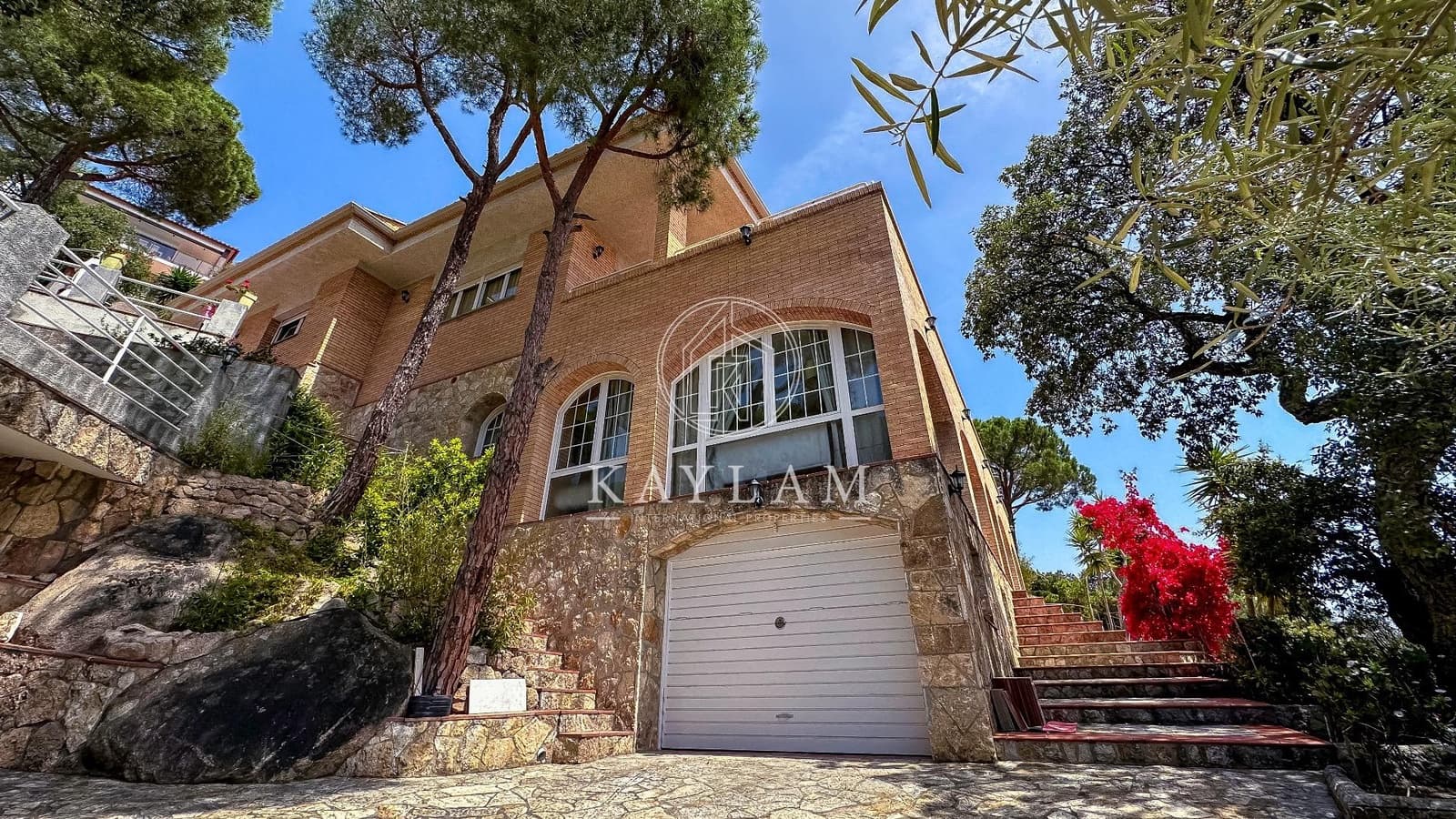 7 soverom Villa til salgs i Santa Cristina d'Aro med garasje - € 899 000 (Ref: 7641177)