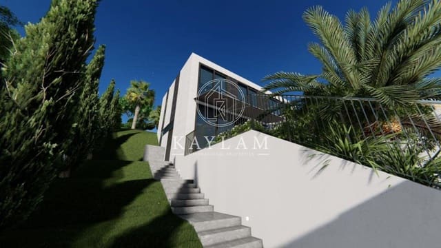 4 bedroom Villa for sale in Lloret de Mar - € 600,000 (Ref: 7642146)