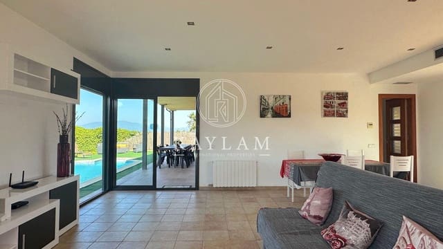 3 chambre Villa/Maison à vendre à Lloret de Mar - 425 000 € (Ref: 7656552)