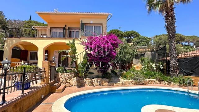6 camera da letto Appartamento in vendita in Serra Brava, Lloret de Mar con garage - 490.000 € (Rif: 7682918)