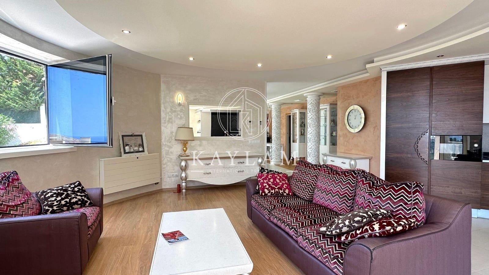 4 soveværelse Villa til salg i Lloret de Mar med swimmingpool garage - € 1.200.000 (Ref: 7695698)