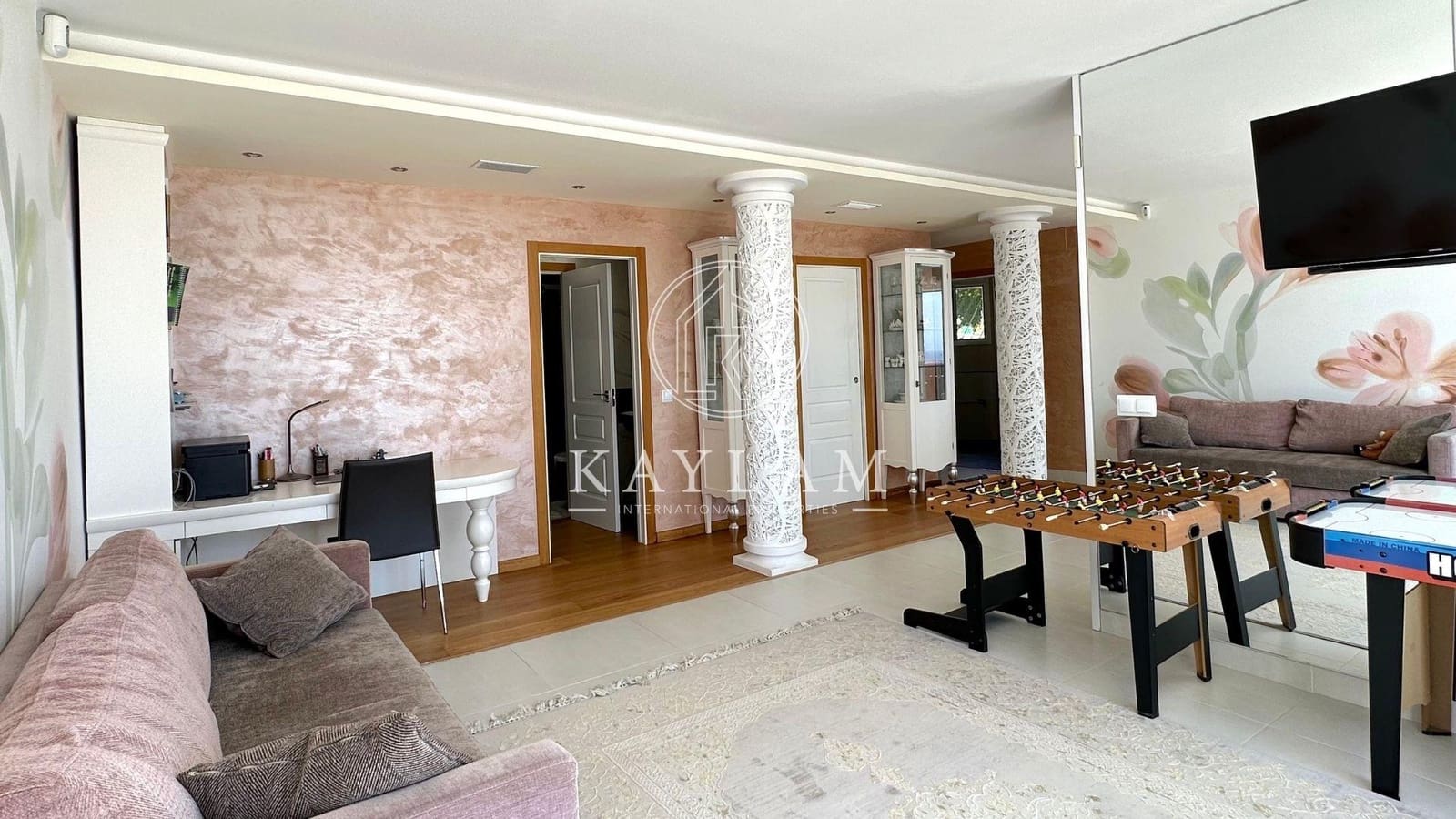 4 soveværelse Villa til salg i Lloret de Mar med swimmingpool garage - € 1.200.000 (Ref: 7695698)