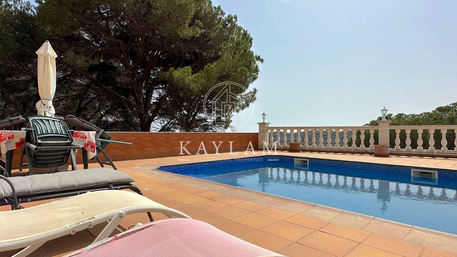 5 sovrum Villa till salu i Lloret de Mar - 499 000 € (Ref: 7706930)